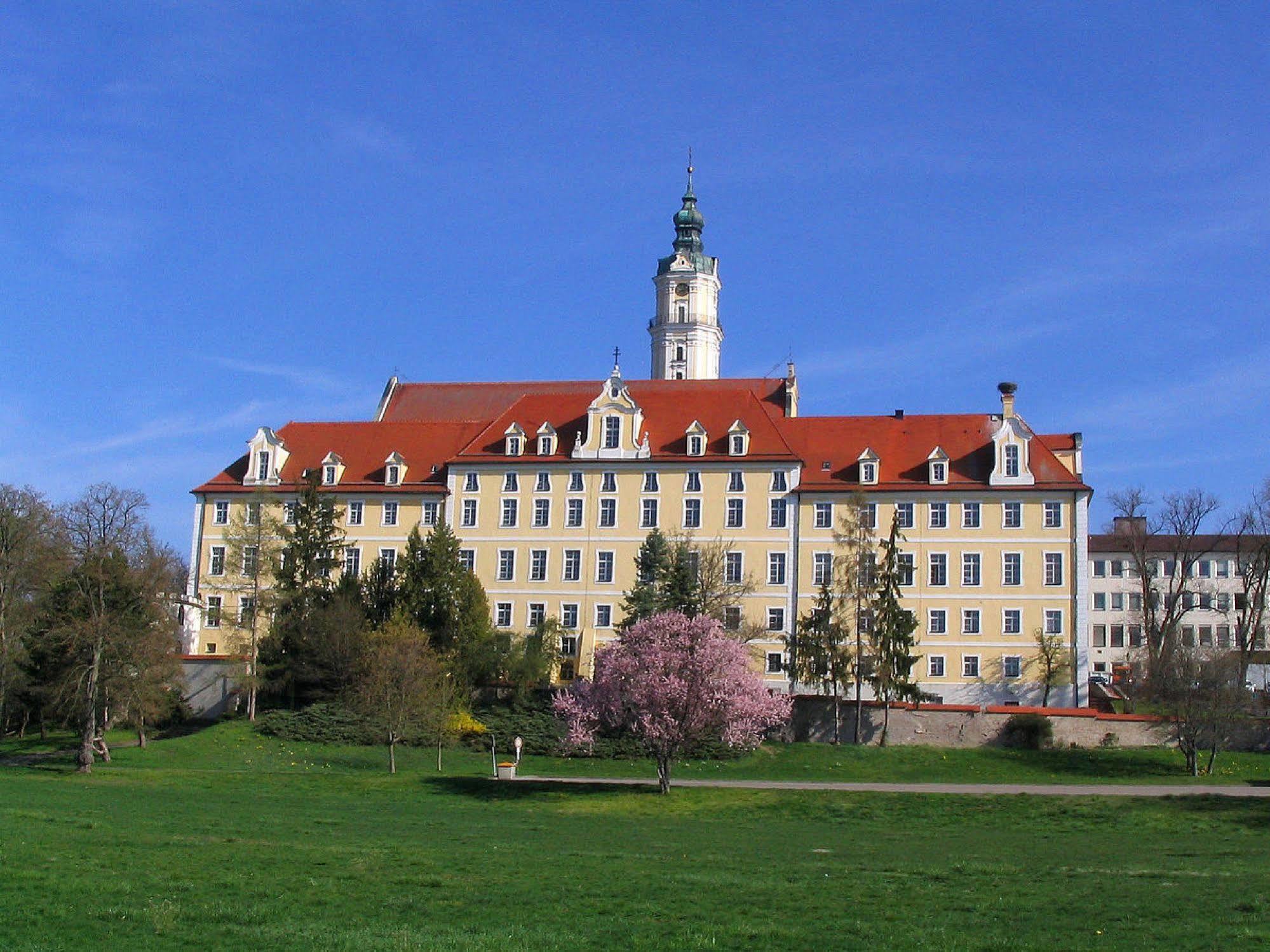 Aparthotel Donaustern Asbach-Bäumenheim Kültér fotó