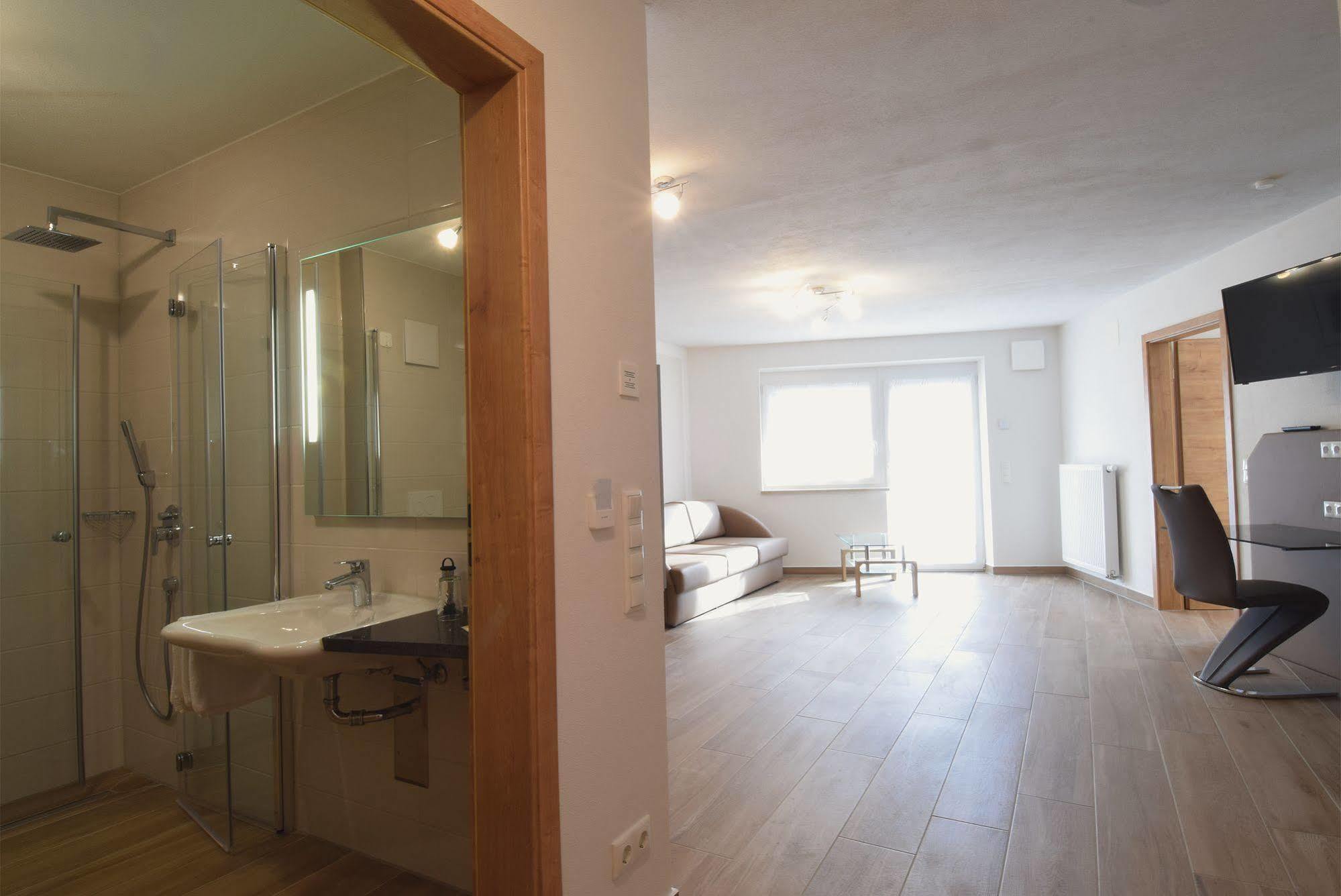 Aparthotel Donaustern Asbach-Bäumenheim Kültér fotó