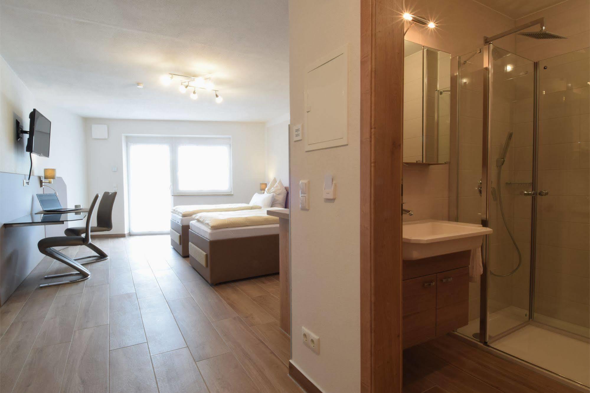 Aparthotel Donaustern Asbach-Bäumenheim Kültér fotó