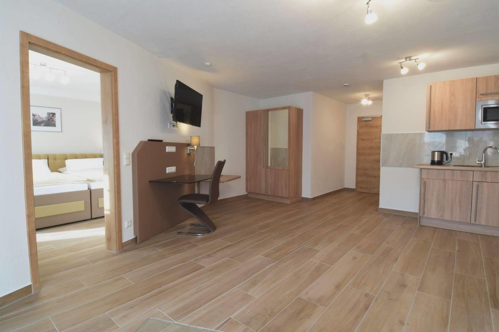Aparthotel Donaustern Asbach-Bäumenheim Kültér fotó