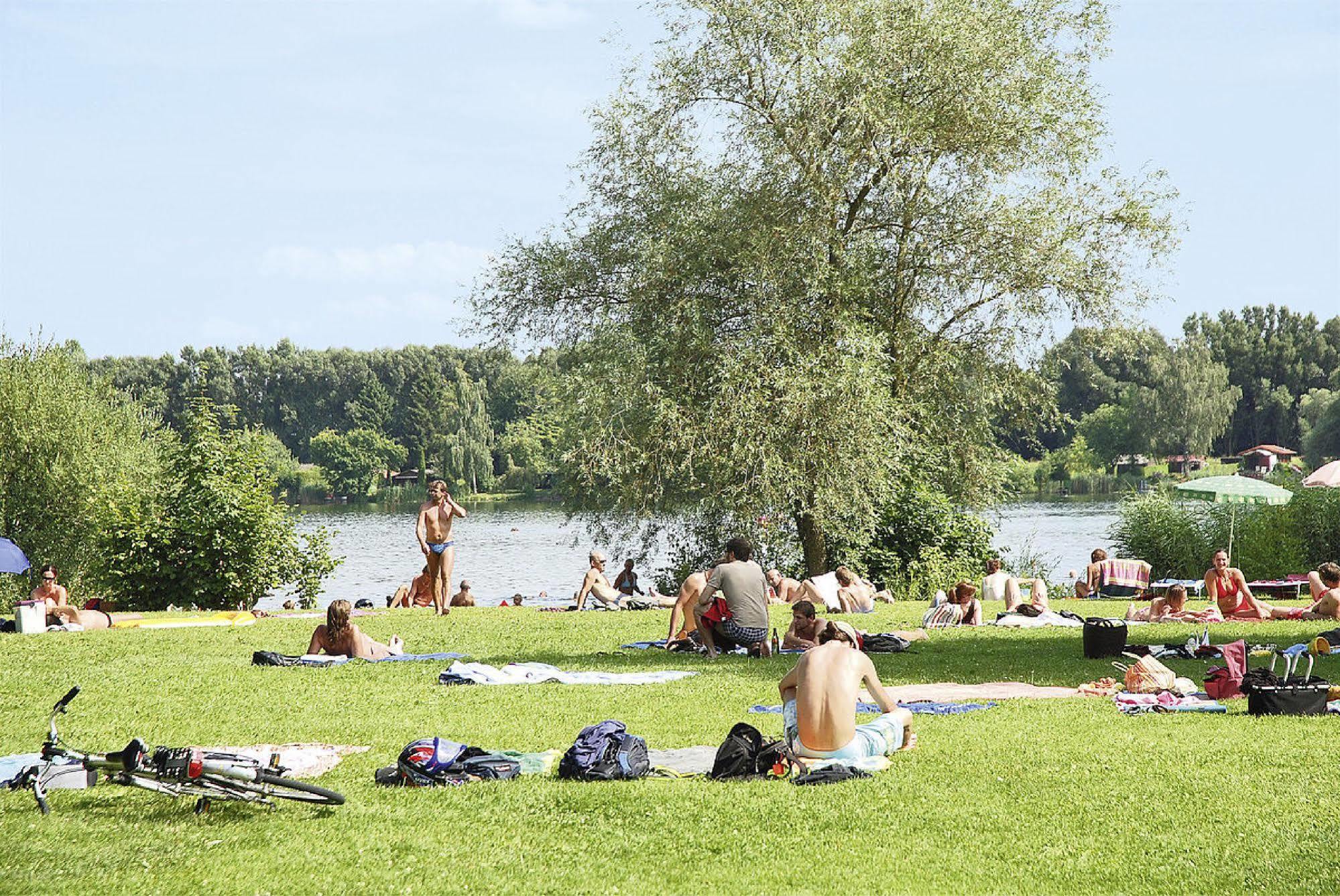 Aparthotel Donaustern Asbach-Bäumenheim Kültér fotó