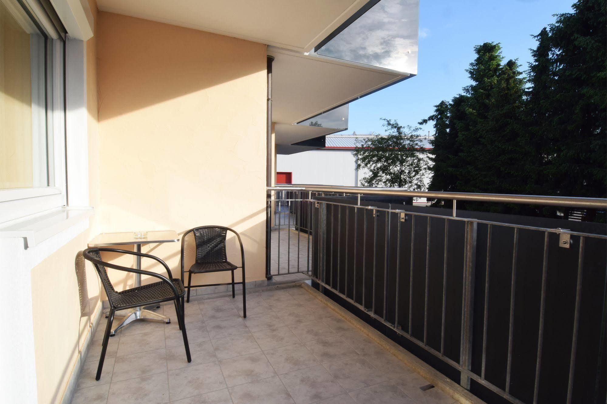 Aparthotel Donaustern Asbach-Bäumenheim Kültér fotó